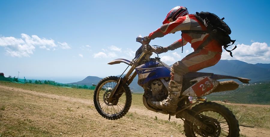 Explorando o limite: a adrenalina do motociclismo off-road