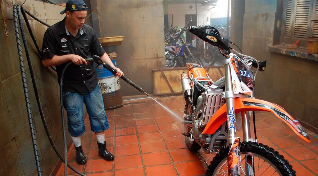 Conjunto De Itens Planos De Várias Motos. Motocicletas De Desenhos