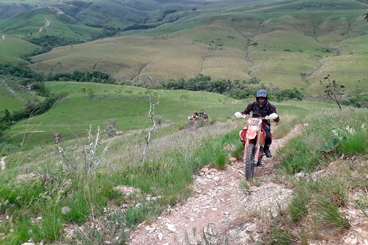 Excursão radical em motocicleta de trilha por Hidden Valley e